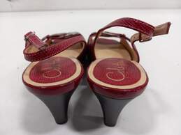 Red Leather Heels Size 7B alternative image