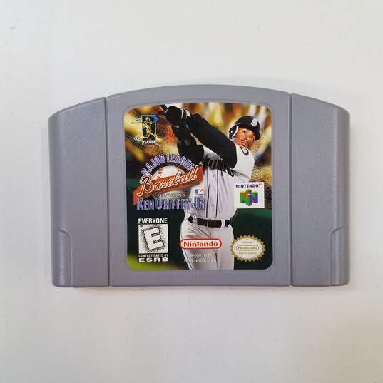 Major League Baseball Featuring Ken Griffey Jr - Nintendo 64 (CIB) image number 4