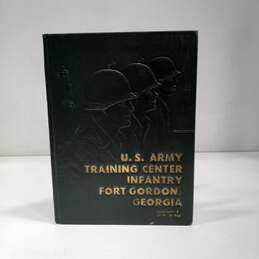 US Army Infantry Book Green