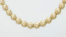 VNTG Crown Trifari Gold Tone & Faux Seed Pearl Necklace for Repair 33.7g alternative image