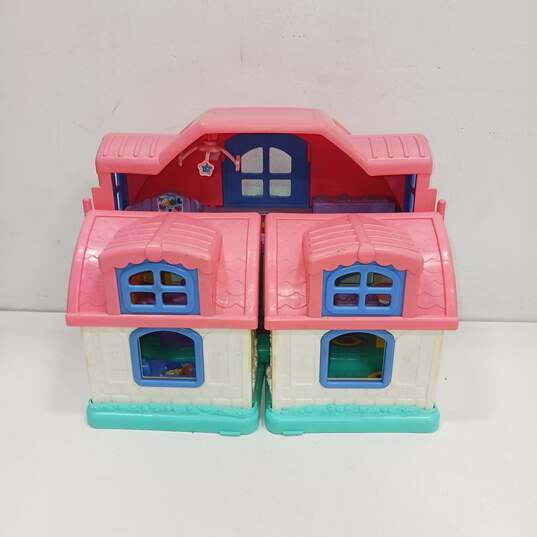 Fisher Price Little People Doll House image number 1