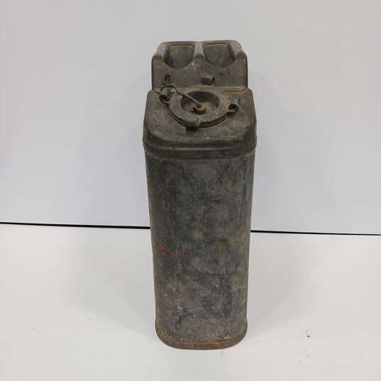 US Army 1952 Russakov Jerry Can ICC-5L Gas Can image number 3