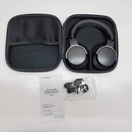 Avantree ANC031 Wireless Noise Cancelling Headphones With Case