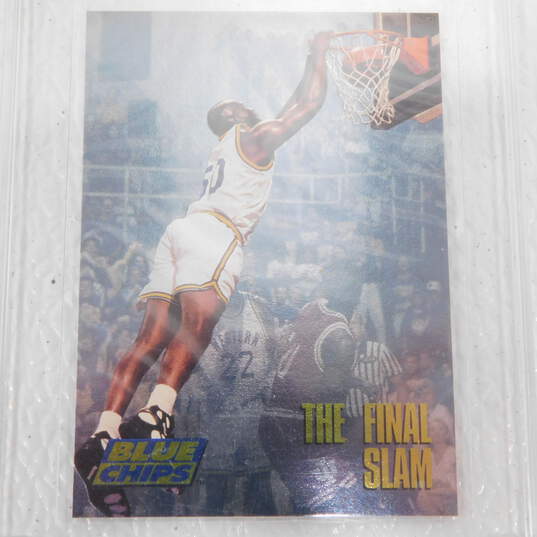 1994 Shaquille O'Neal Skybox Blue Chips The Final Slam Foil /25000 image number 1