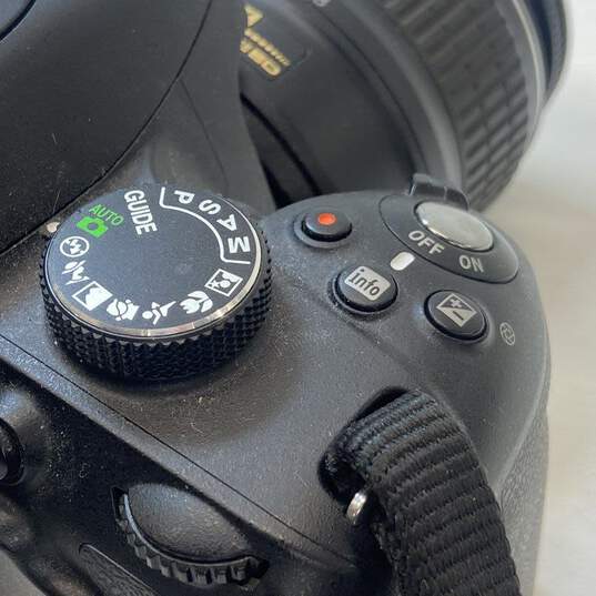 Nikon D3200 24.2MP Digital SLR Camera with 2 Lenses image number 4