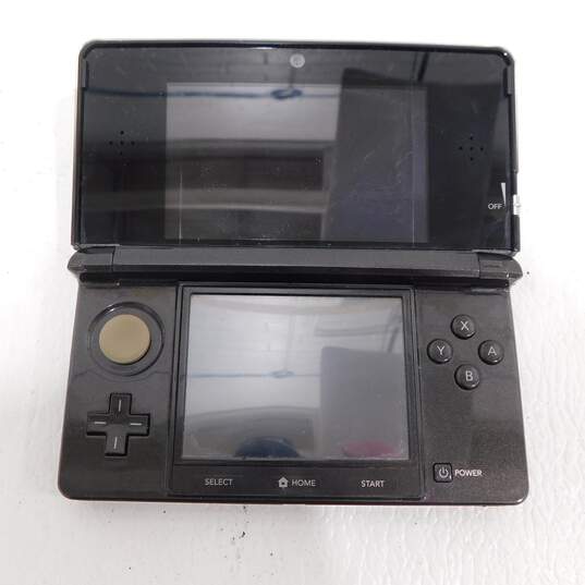 Nintendo 3DS image number 7