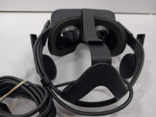 Oculus Rift VR Set Model HM-A  With Controllers Bundle IOBs image number 6