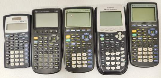 Lot of 5 Texas Instruments Graphing Calculators TI-83 Plus etc image number 1