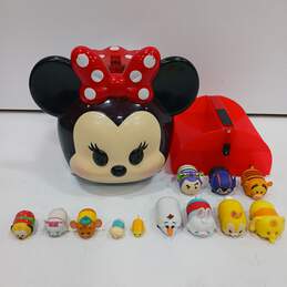 Disney Tsum Tsum Minnie Mouse Case with Twelve Mini Tsum Tsum Figurines alternative image