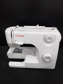 Singer Portable Sewing Machine alternative image