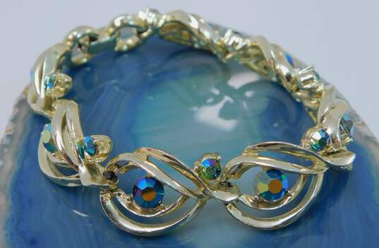 Vintage Aurora Borealis Rhinestone Bracelets & Lucite Floral Brooches 81.4g image number 4