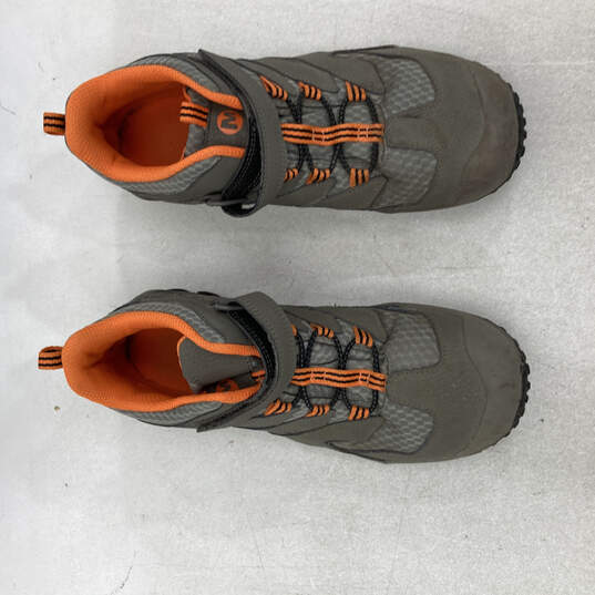 Boys Gray Orange Leather Waterproof Mid Top Comfort Hiking Shoes Size 6 image number 1
