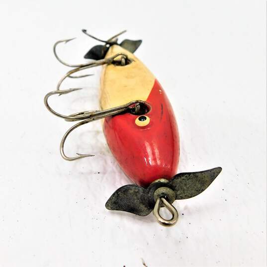 Vintage Fishing  Lure   Red And White image number 3