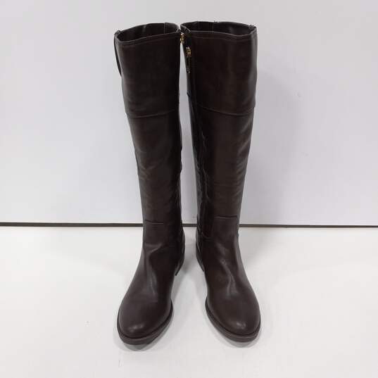 Tommy Hilfiger Twivane-r Brown Boots Size 7M image number 1