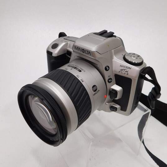 Minolta Maxxum HTsi Plus SLR 35mm Film Camera W/ Lenses Flash & Case image number 3