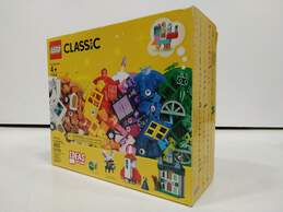 Lego Classic Windows of Creativity Set 11004 New