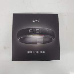 SEALED Nike 1st Generation Black Steel Fuel-Band Size SM