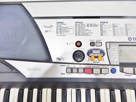 Yamaha Brand PSR-GX76 Model Electronic Keyboard/Piano image number 4