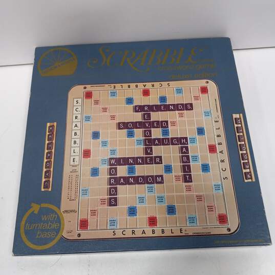 Classic Scrabble Game Edition IOB image number 4