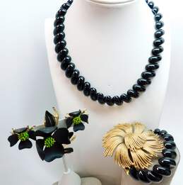VNTG Napier Monet & Fashion Black & Gold Tone Jewelry & Flower Brooches 155.6g