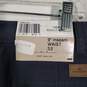 NWT Mens Pleated Front Slash Pockets Belt Loops Chino Shorts Size 32 image number 4