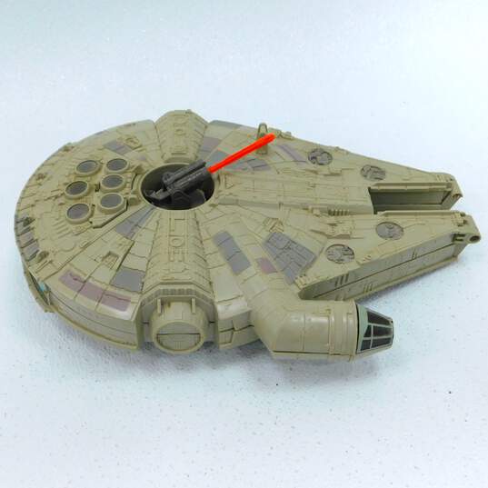 1995 Micro Machines Star Wars Millennium Falcon Playset w/ Figures image number 2