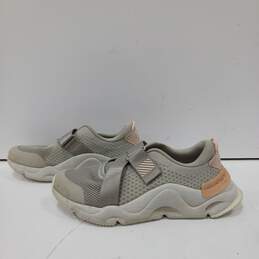 Women's Sorel Kinetic Rnegd Strap Athletic Shoes Sz 8 alternative image
