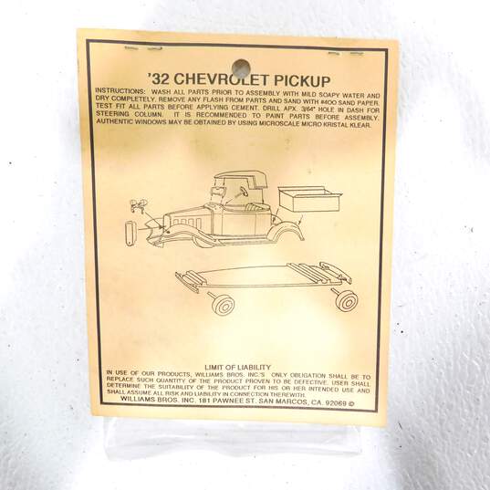 Williams Bros 32 Chevy Cabriolet & Pickup Truck HO Train Accessories image number 5