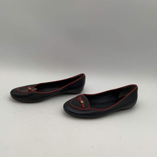 Womens Dakota Black Red Leather Almond Toe Slip-On Ballet Flats Size 6.5 image number 5