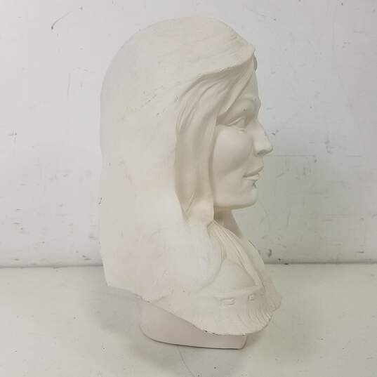 White Plaster Cast Native American Bust Sculpture / Vintage Pottery image number 2