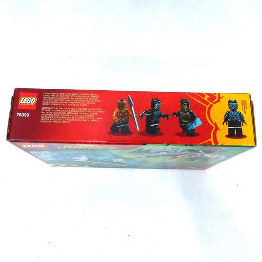 LEGO 76099 Rhino Face-Off by the Mine Marvel Super Heroes Black Panther image number 2