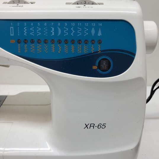 Brother XR-65t Sewing and Stitching Machine with Oversized Table IOB image number 8