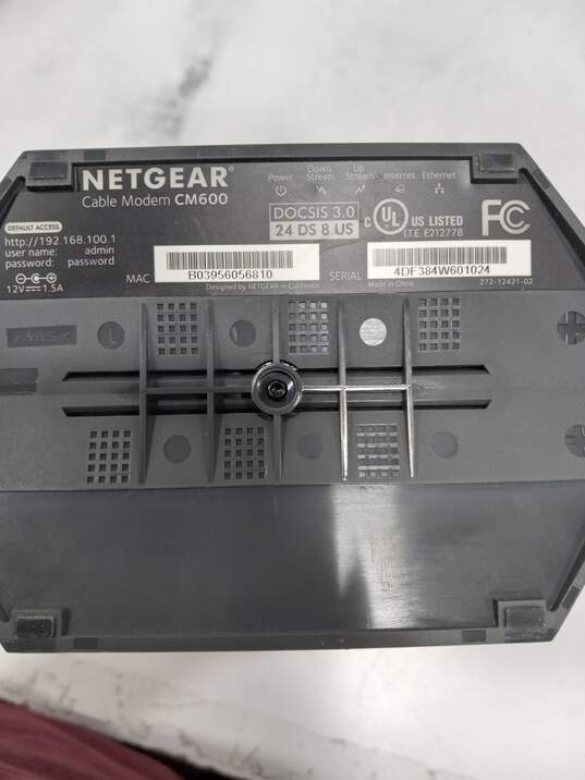 Bundle of Netgear Nighthawk AC1750 Smart WiFi Router & Netgear Cable Modem CM600 image number 5