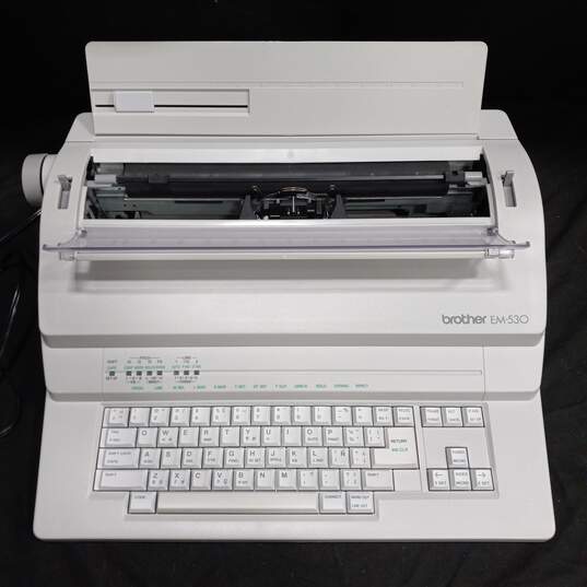 Brother Typewriter BEM-530 IOB image number 2