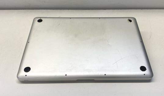 Apple MacBook Pro (17" A1297) No HDD FOR PARTS/REPAIR image number 4