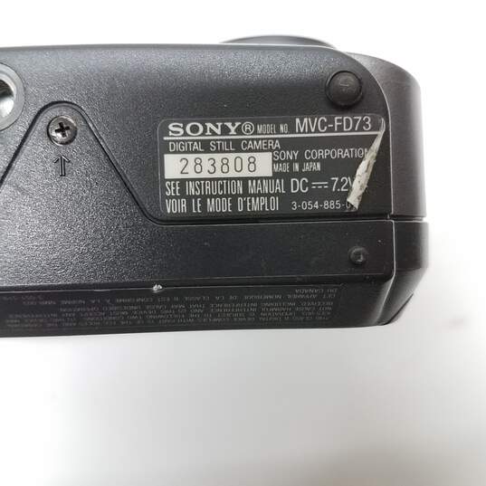 Sony Mavica MVC-FD73 .4 MP Floppy Disk Digital Still Camera Black & Grey image number 7