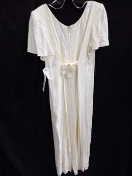 Linda Hurley Jeffrey & Dara Women's Off White/Cream Jumpsuit Size 11/12 NWT alternative image