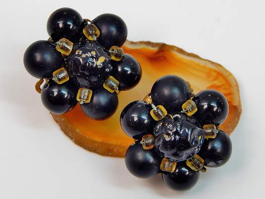 VNTG Lisner BSK & Fash Black & Gold Tone Clip Earrings Necklace & Bracelet image number 5