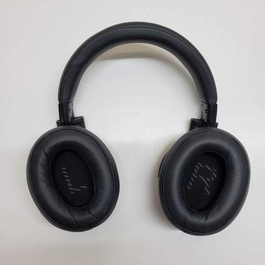 Avantree ANC031 Wireless Noise Cancelling Headphones With Case image number 2