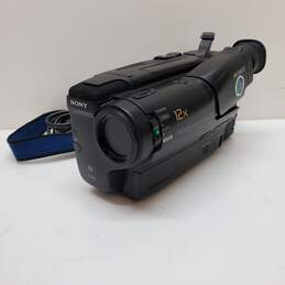 Sony Handycam CCD-TR23 Video8 8mm Movie Video Camera Camcorder