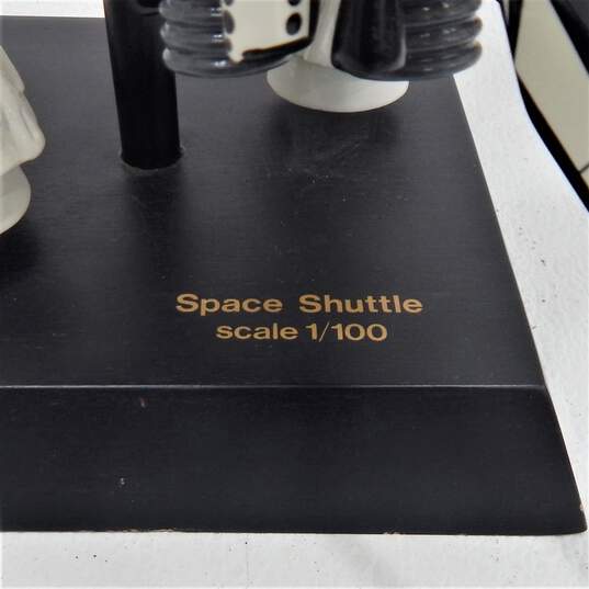 NASA Space Shuttle Discovery Model Full Stack Display 1/100 image number 5