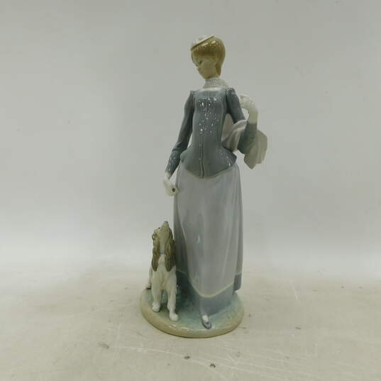 Lladro Lady With Shawl 4914 17 Inch Porcelain Figurine No Umbrella image number 1