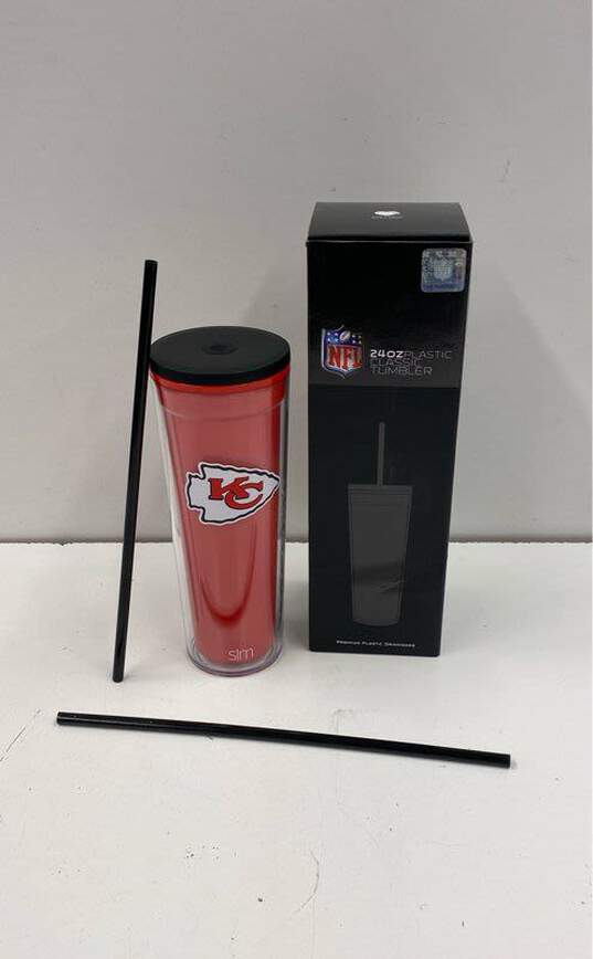 NFL Kansas City Chiefs 24 Oz. Plastic Classic Beverage Tumbler by Simple Modern image number 1