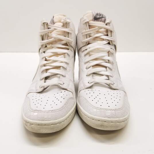 Nike Dunk Sky High White Croc Print Sneakers 528899-105 Size 9.5 image number 3