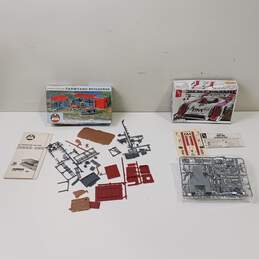 Vintage Bundle of 4 Assorted Model Kits alternative image