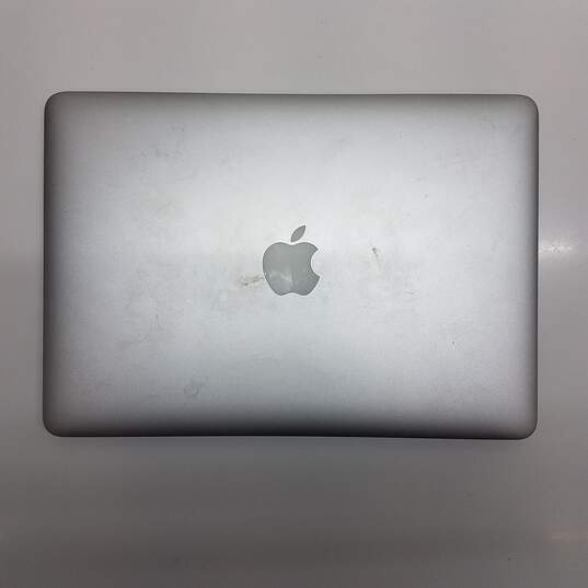 2015 MacBook Air 13 inch Intel i5-5250U1.6Ghz CPU 4GB RAM 128 HDD image number 3
