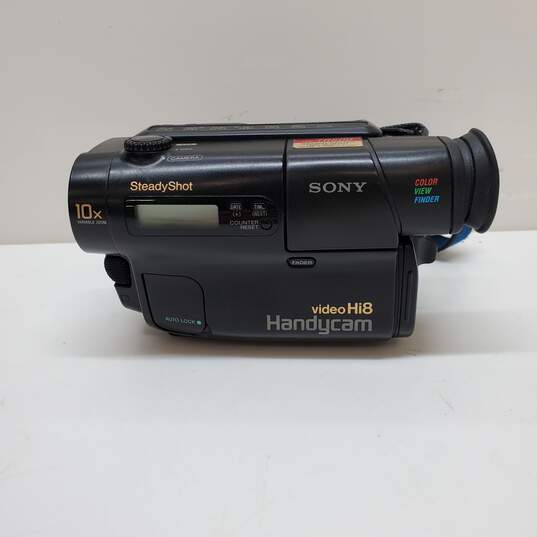 Sony Handycam CCD-TR500 Black 10x Variable Optical Zoom Camcorder with Bag & Extras image number 4