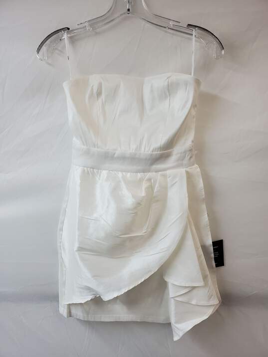 Lulus White Sleeveless Mini Dress Size XS image number 1