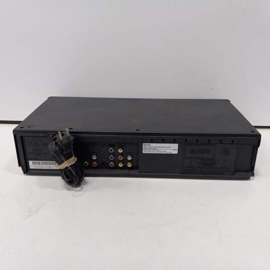 Funai Video Cassette Recorder/DVD Player image number 3