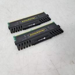 Vengeance 16GB (2 x 8GB) DDR3 SDRAM 1600MHz Desktop RAM Memory CMZ16GX3M2A1600C10 - Untested alternative image